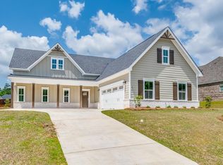 620 Charleston Mills Dr, Midland City, AL 36350