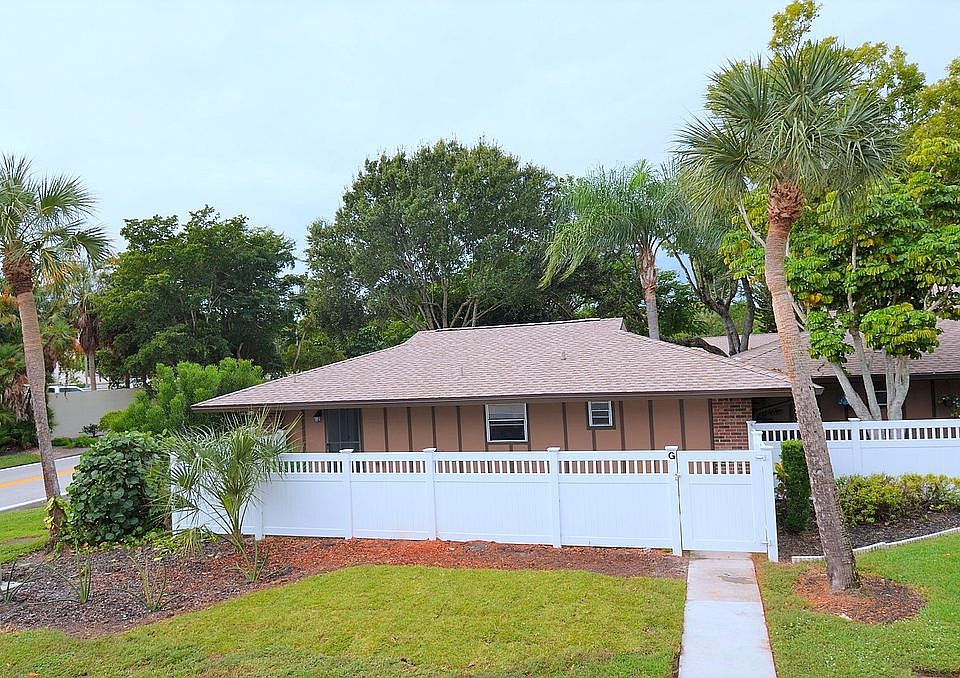 1st image of 4283 Island Cir #7