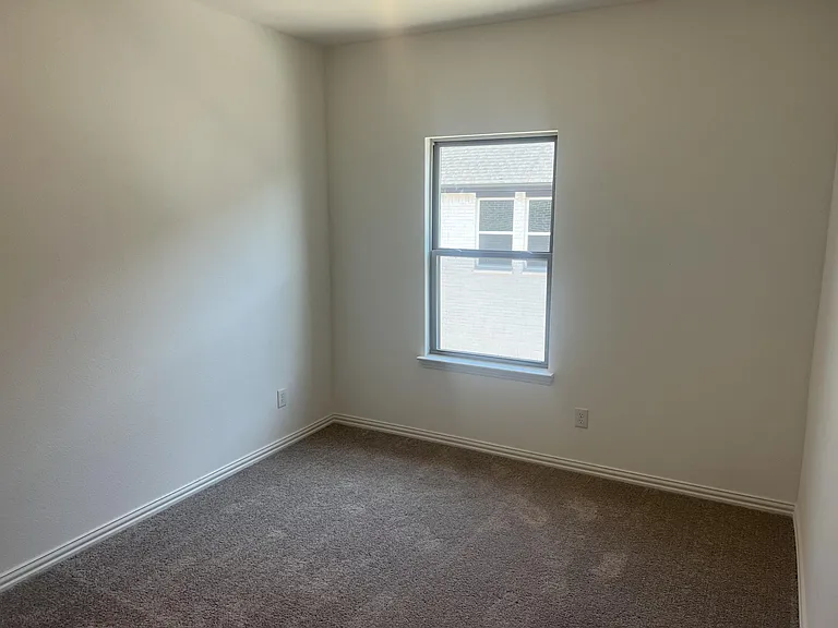 4512 Ward St — Photo 22