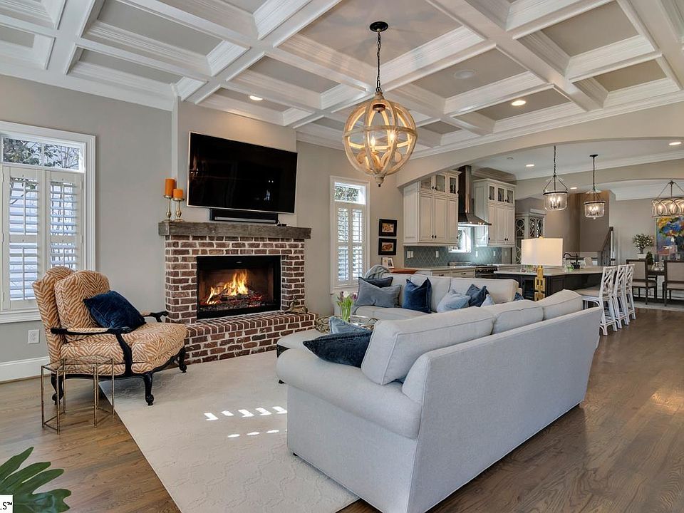 104 Tomassee Ave, Greenville, SC 29605 Zillow