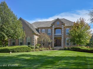 25483 N Countryside Ct, Lake Barrington, IL 60010