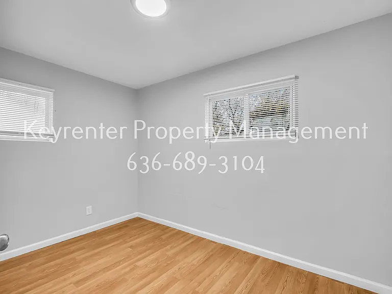 10521 Duke Dr — Photo 16