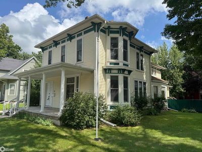 300 N 4th St, Clear Lake, IA, 50428