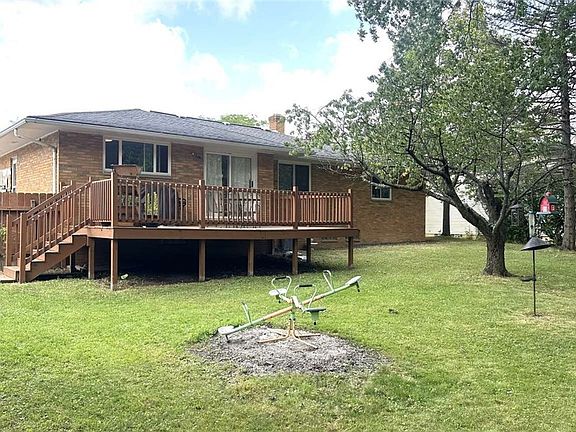 2nd image of 2700 E Royalton Rd