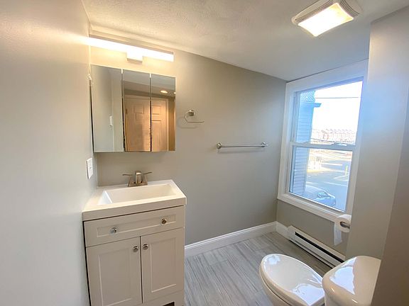 4th image of 293-295 North St #295-2