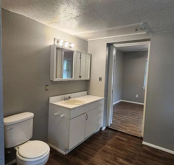 6408 NW 23rd St — Photo 26