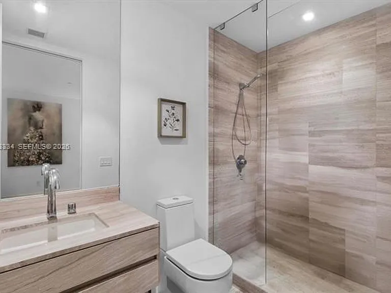 18975 Collins Ave #CU-2101 — Photo 14