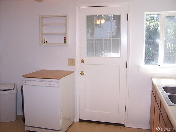 5th image of 19803 8th Ave S