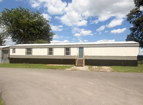 2081 Oakshire Rd Photo 1