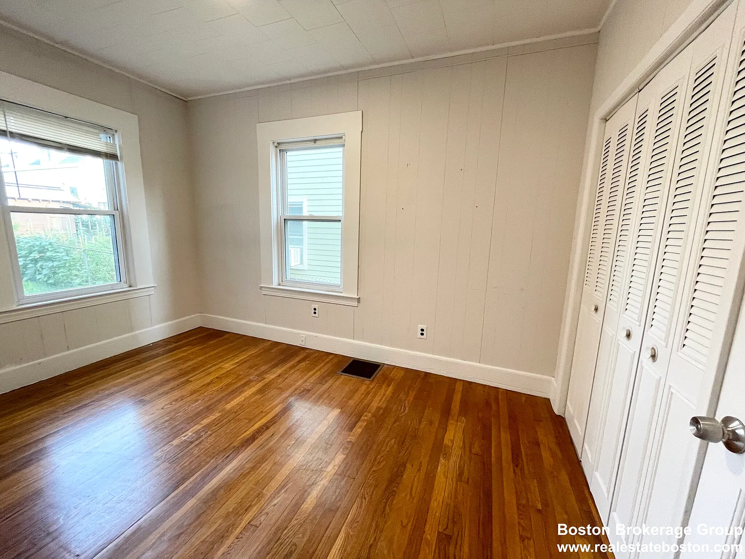 122 Buttonwood St — Photo 4