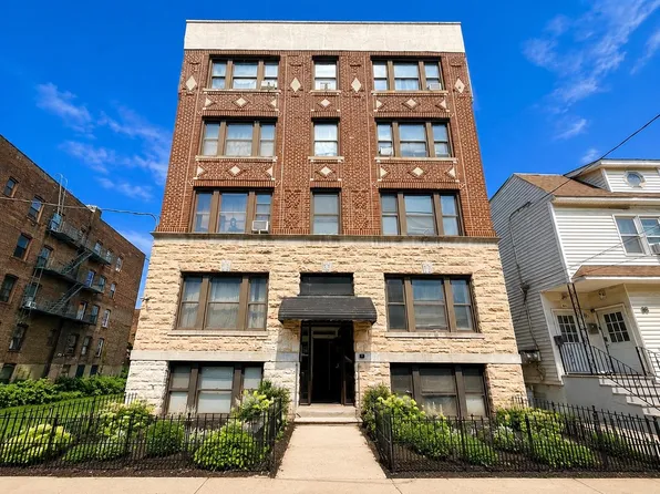 81 Romaine Avenue image 1 of 20