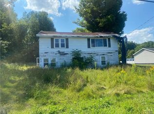 4375 Saunders Rd, Clinton, NY 13323