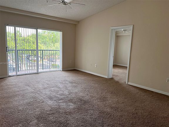3rd image of 2009 SE 10th Ave APT 319