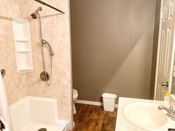 4th image of 4529 Southern Oak Ln