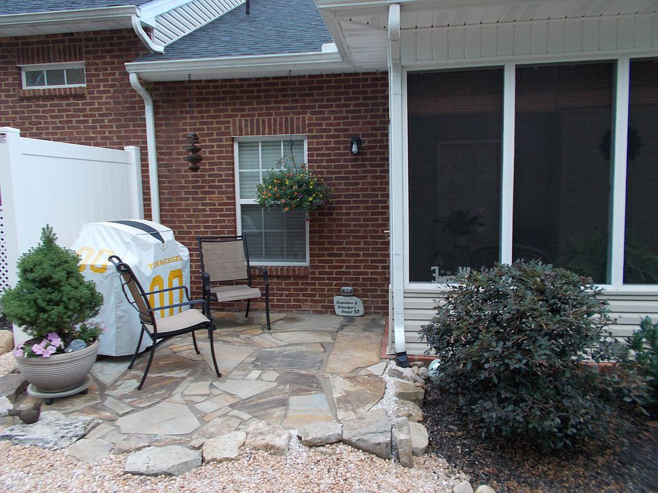 2nd image of 1411 Autumn Path Ln