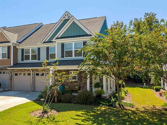 2nd image of 2705 Bartlett Cir