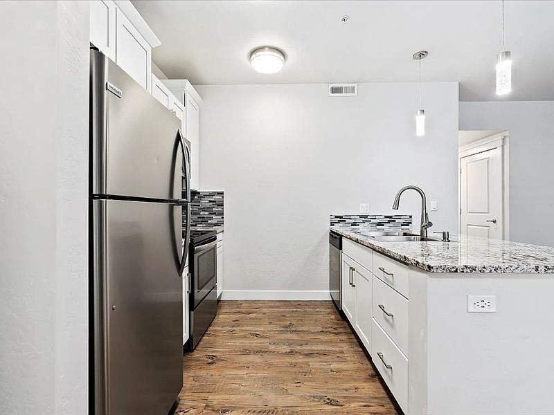 2x1 Stainless Steel Appliances