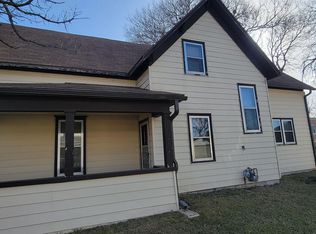 130 N Main St, Osceola, NE 68651