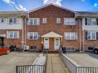 111 Warren St #904, Harrison, NJ 07029