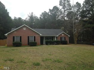 135 Saint Georges Ln, Newnan, GA 30265