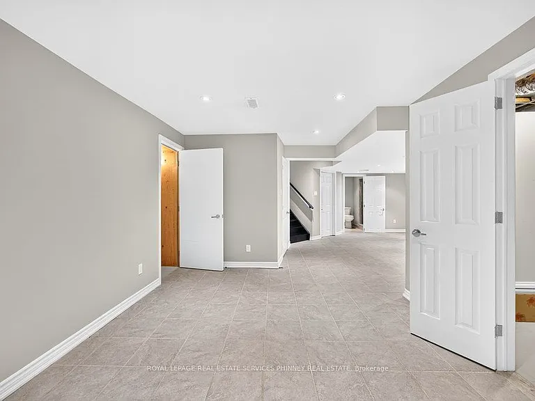 222 Moody Dr — Photo 30
