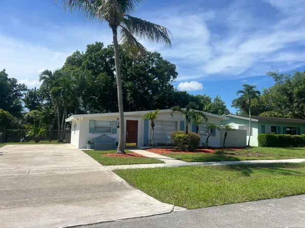 4052 Collin Dr, West Palm Beach, FL 33406