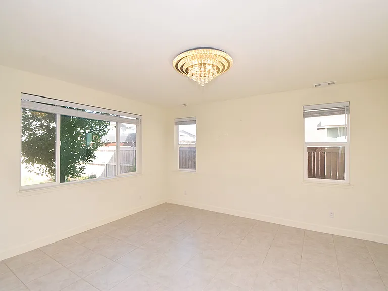 9727 Belville Dr — Photo 6