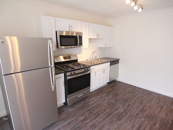4th image of 101 N Normandie Ave APT 102
