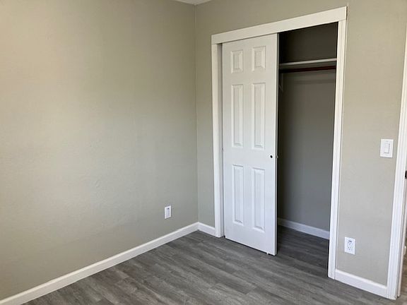 5th image of 1111 Holly Ave #1-6