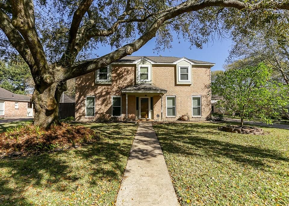 1st image of 18010 Oakworth Dr