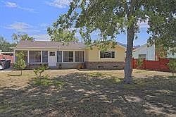 2nd image of 412 Patricia Ln