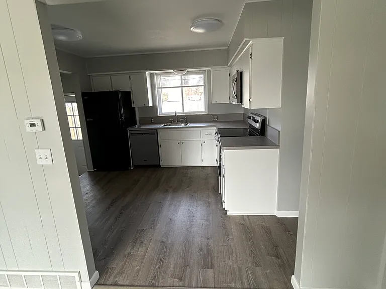 60 Jennings Rd — Photo 8
