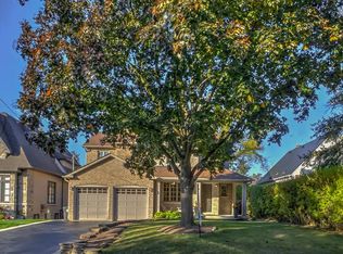 26 Botfield Ave, Toronto, ON M9B4C9