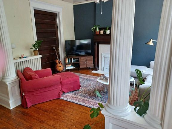 4th image of 2302 Park Ave #2