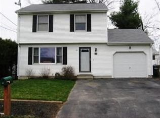 34 Herbert Ave, Springfield, MA 01119