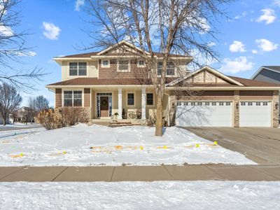 571 Jutland Ave, Shakopee, MN, 55379