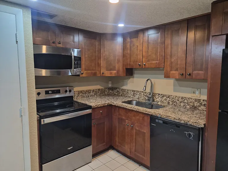 4166 Inverrary Dr #403 — Photo 9