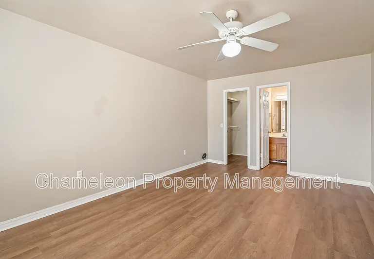 2910 Dawn Ct #C — Photo 10