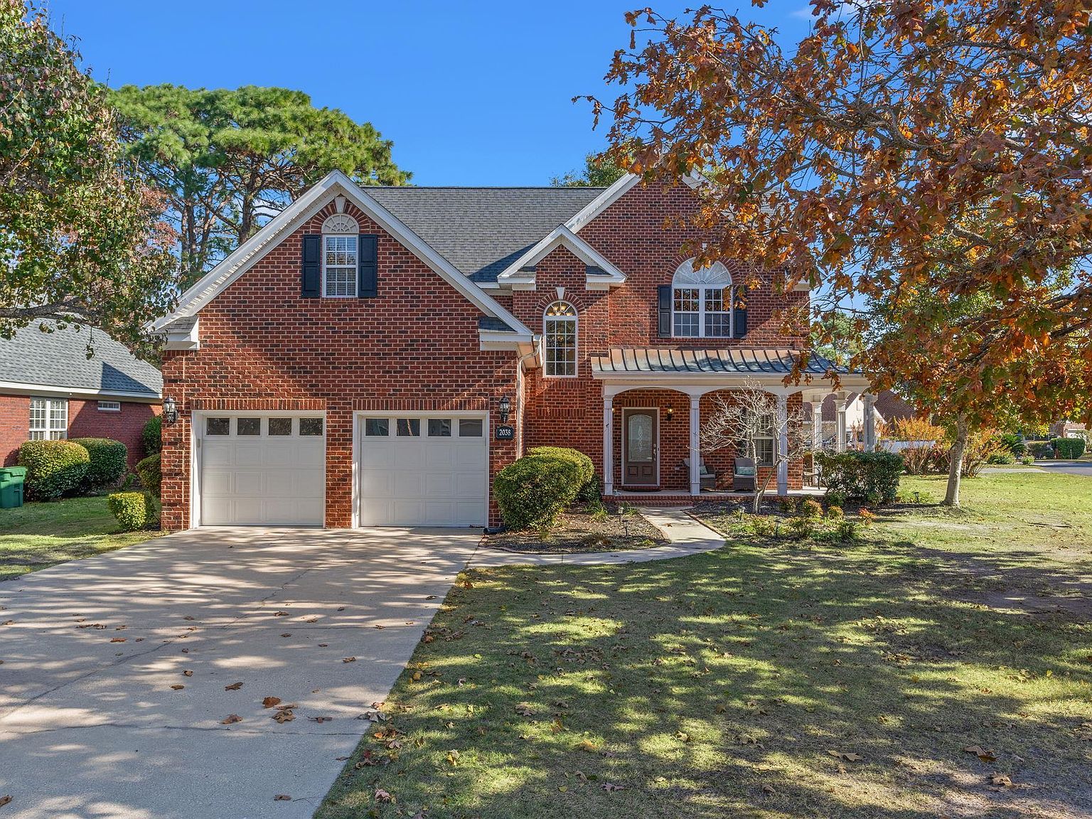 2038 North Berwick Dr.