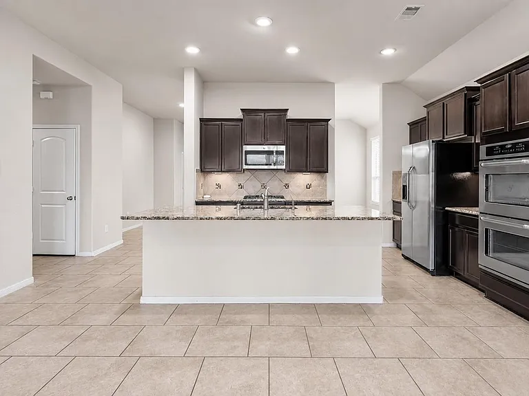 22943 Banff Brook Way — Photo 7
