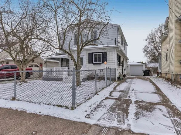81 Fuller Ave, Tonawanda, NY 14150
