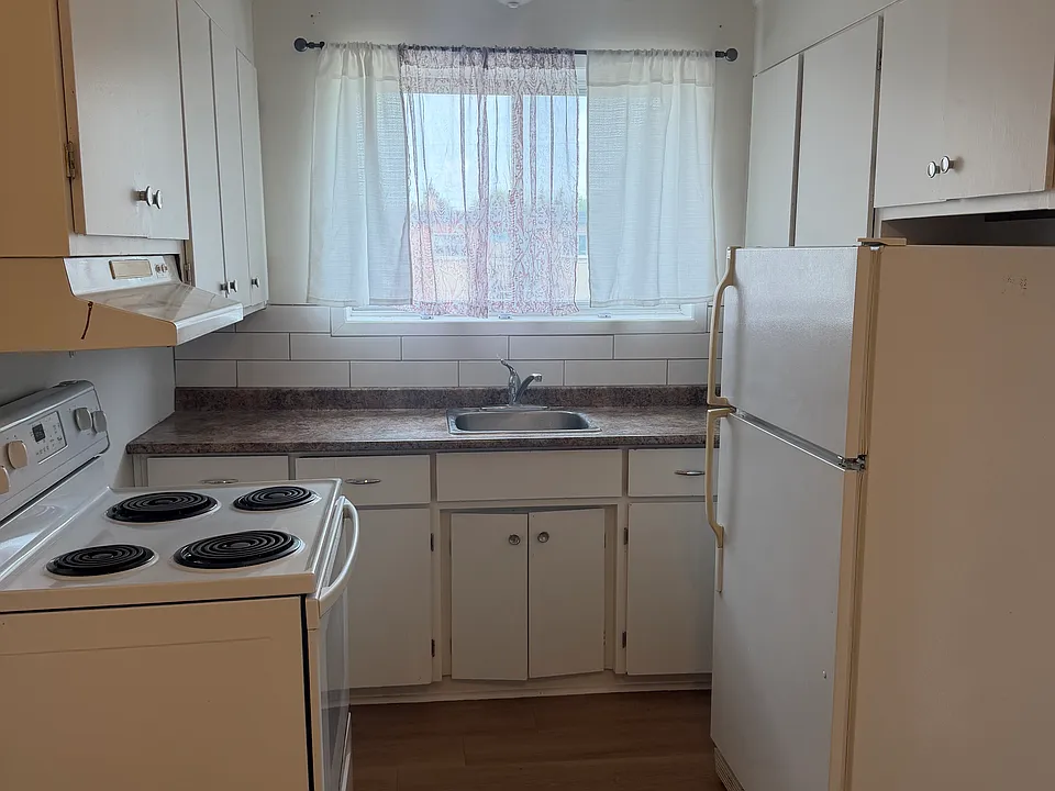 50 Kimberley Dr