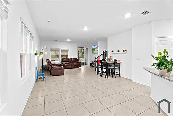 27 Coastline Way — Photo 15