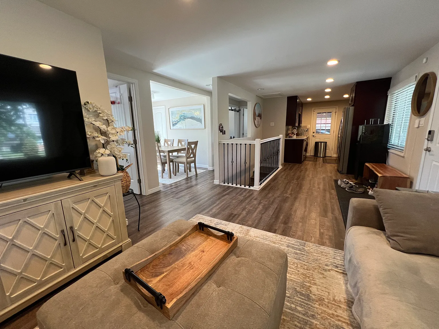 1322 Worchester St — Photo 1