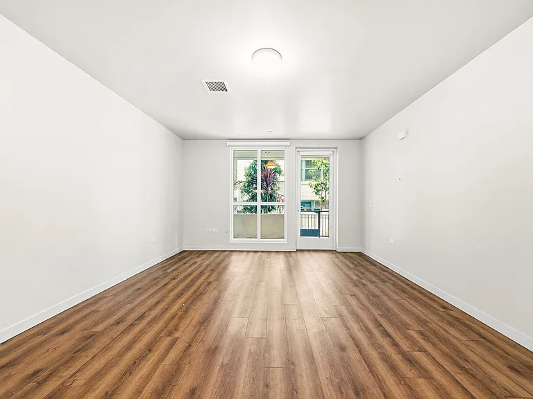 The Baxter — Photo 10