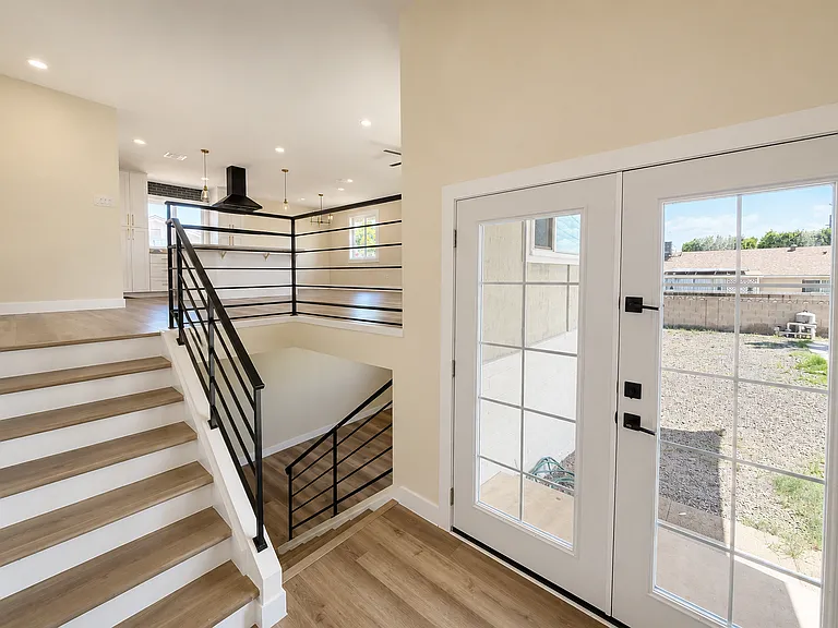 3459 W Evans Dr — Photo 3