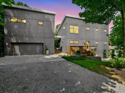21160 Forest Dr, Shorewood, MN, 55331