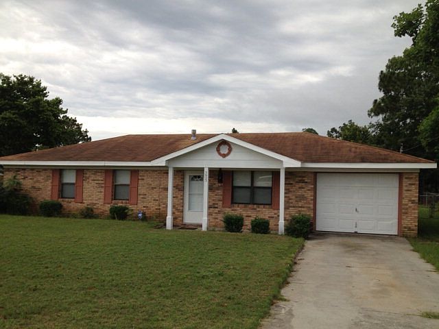 1st image of 3923 Fairington Dr