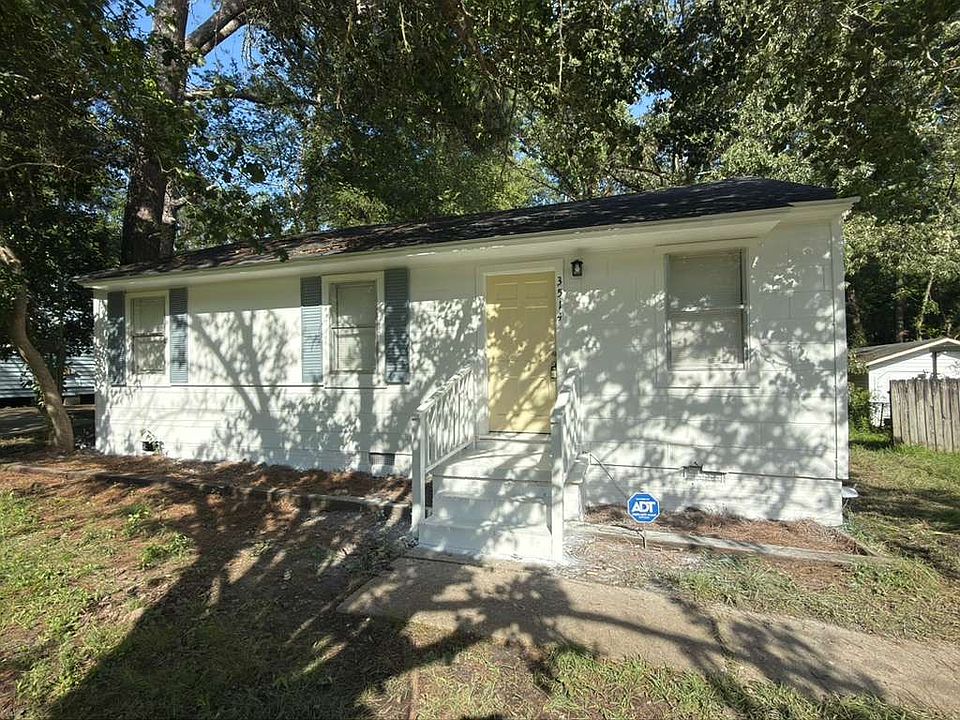 1st image of 3514 Hines St