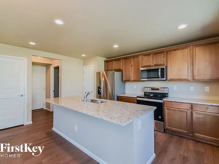 6922 Shunka Ln — Photo 5